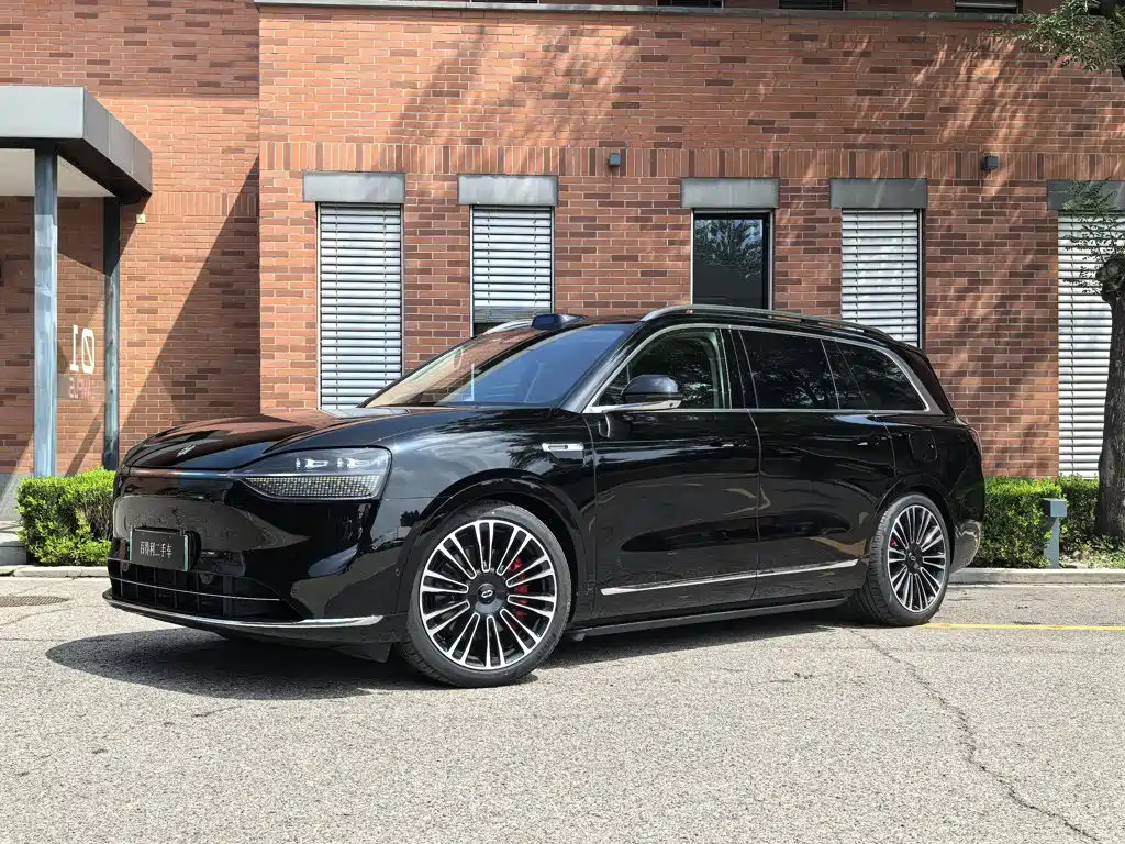  AITO Wenjie AITO M9 2025 Extended Range Ultra 52kWh 6-Seater