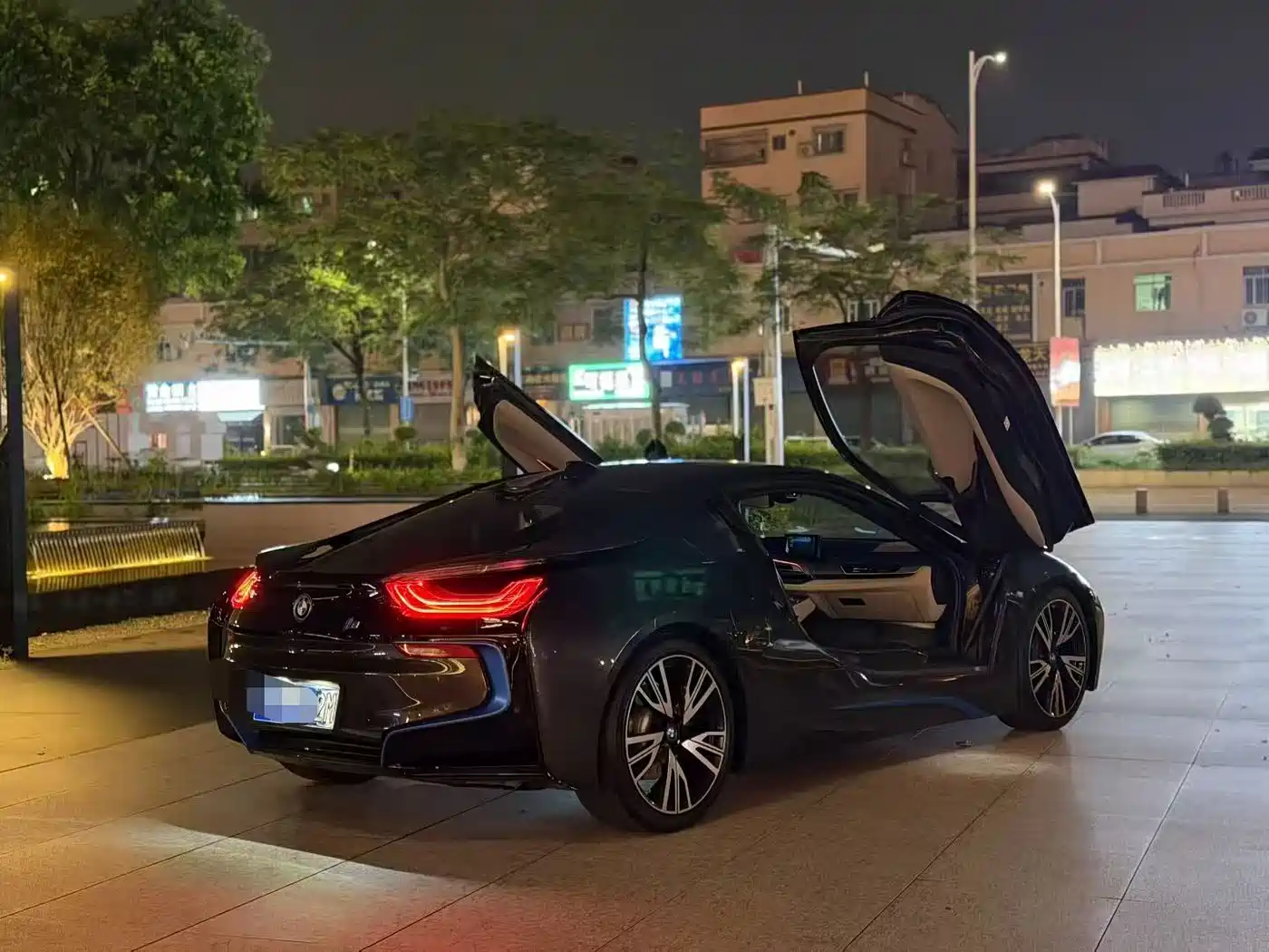 BMW i8 2014 Standard фото 5