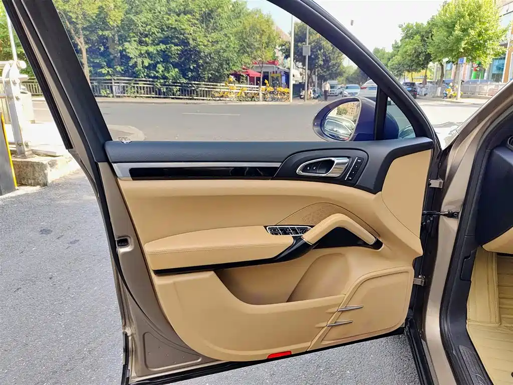 Porsche Cayenne 2016 Cayenne 3.0T фото 6