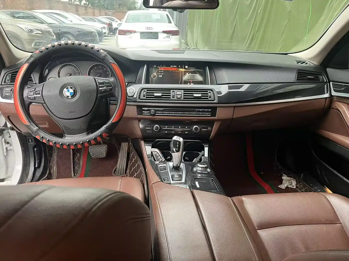 BMW 5 Series 2014 520Li Elegance фото 12