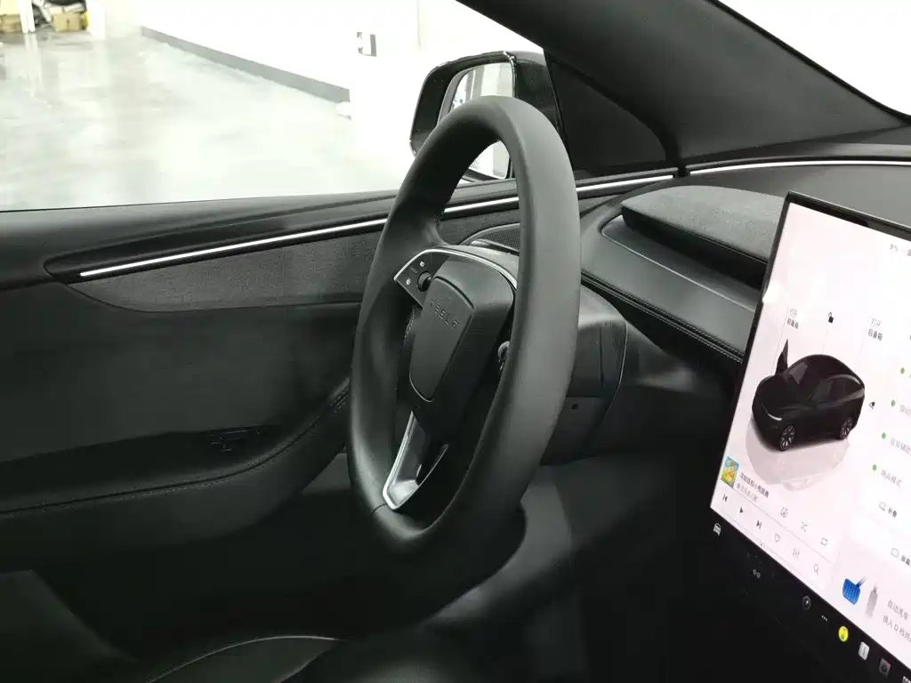 Tesla Model Y L 2025 2025 Facelift Long Range AWD
