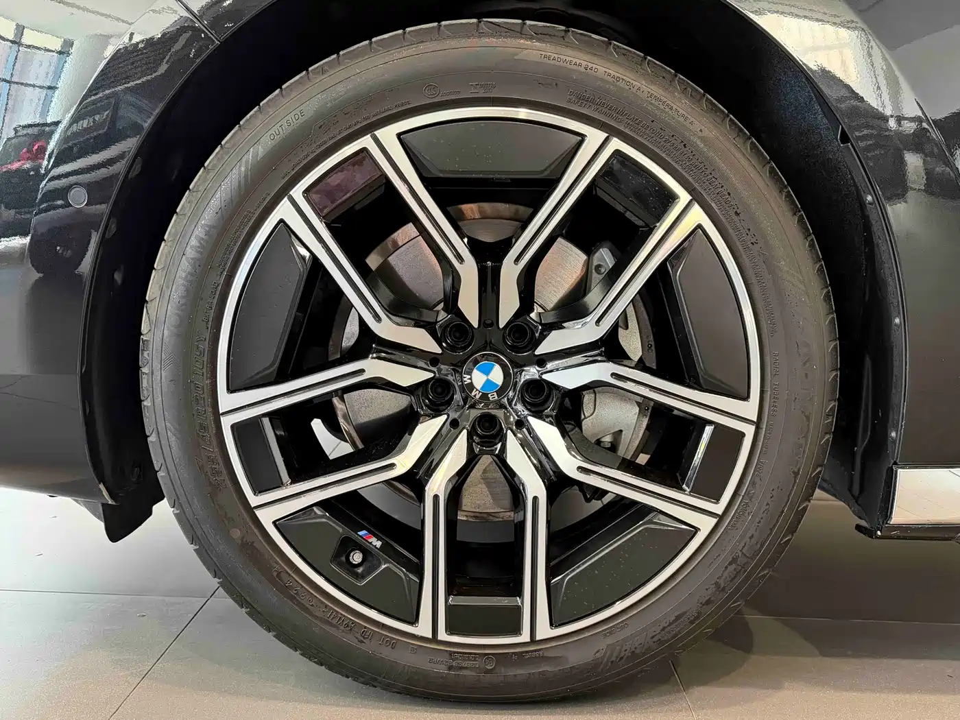 BMW 7 Series 2025 2023 Model 735Li M Sport Package