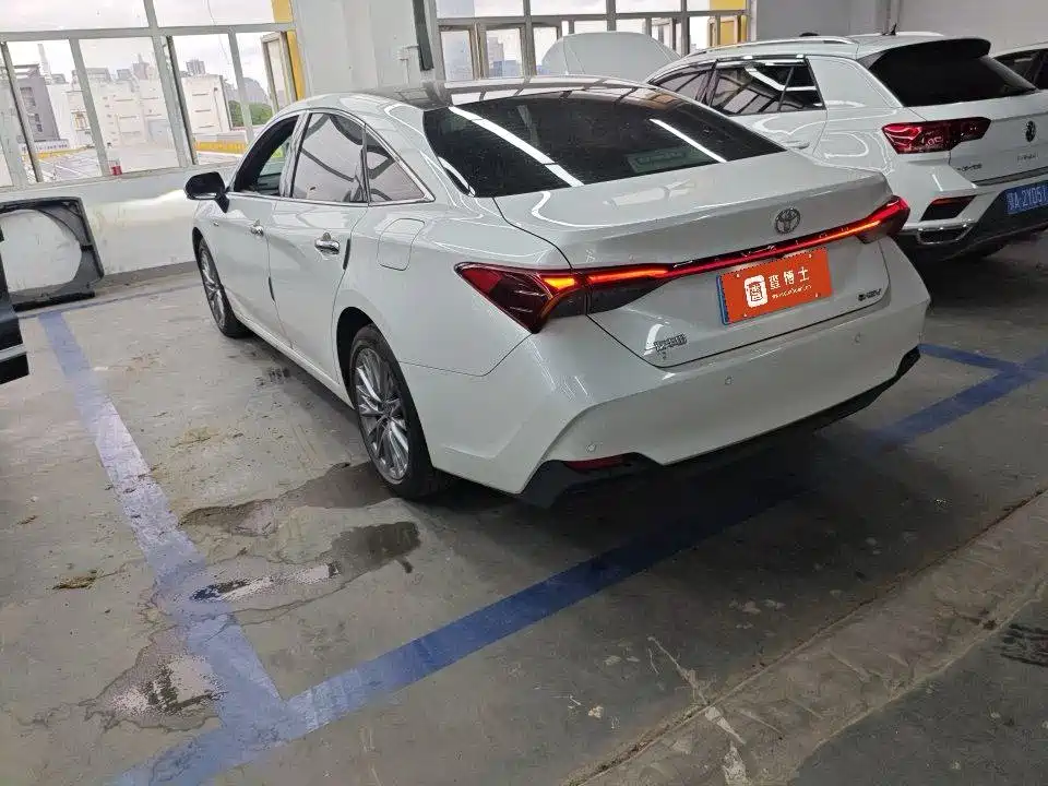 Toyota Avalon 2025 2024 Model Hybrid 2.0L Prestige Edition