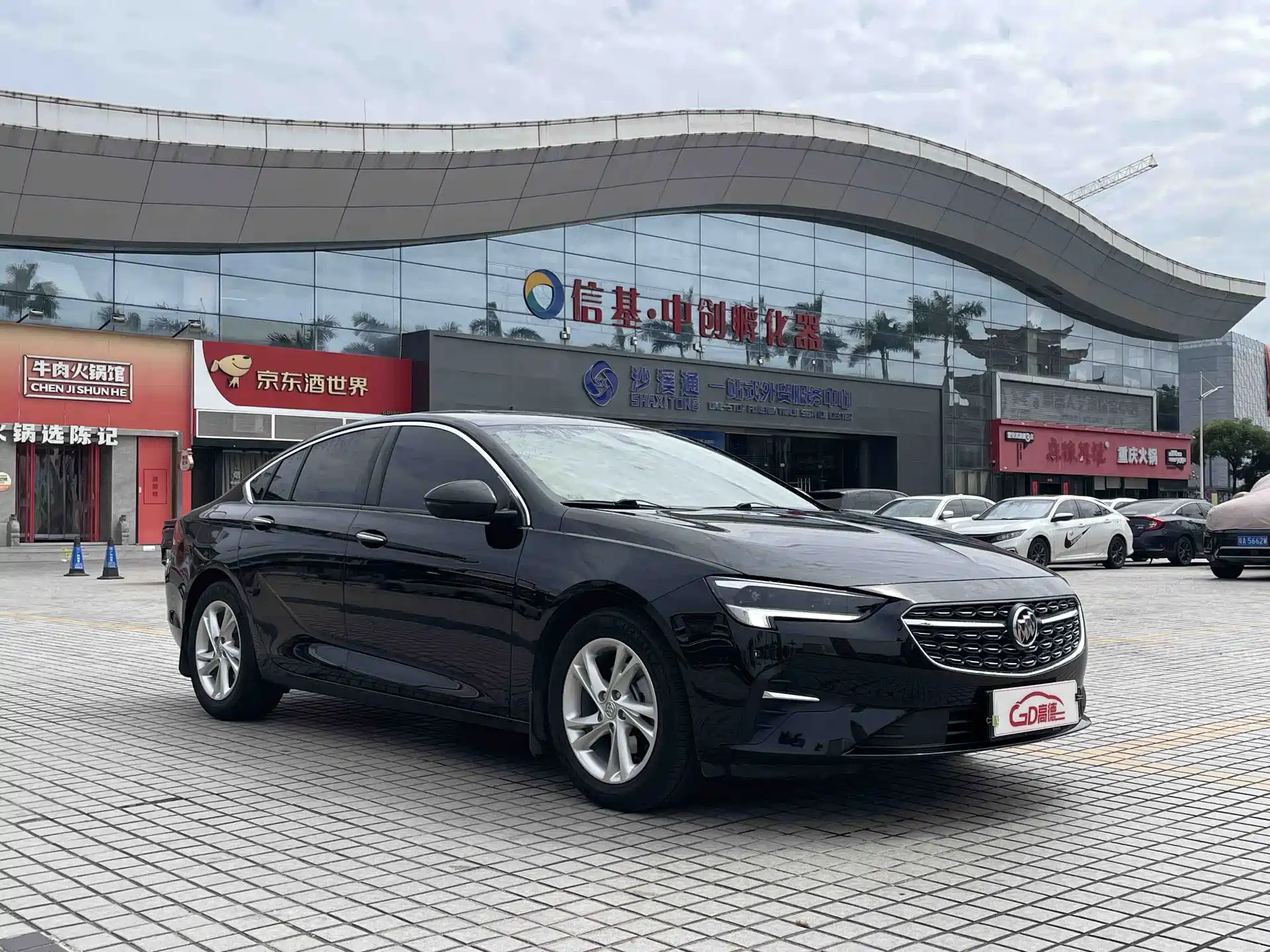 Фото 3 - Buick Regal