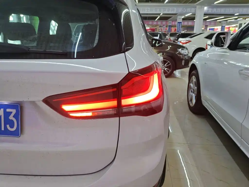 Photo 8 - BMW X1