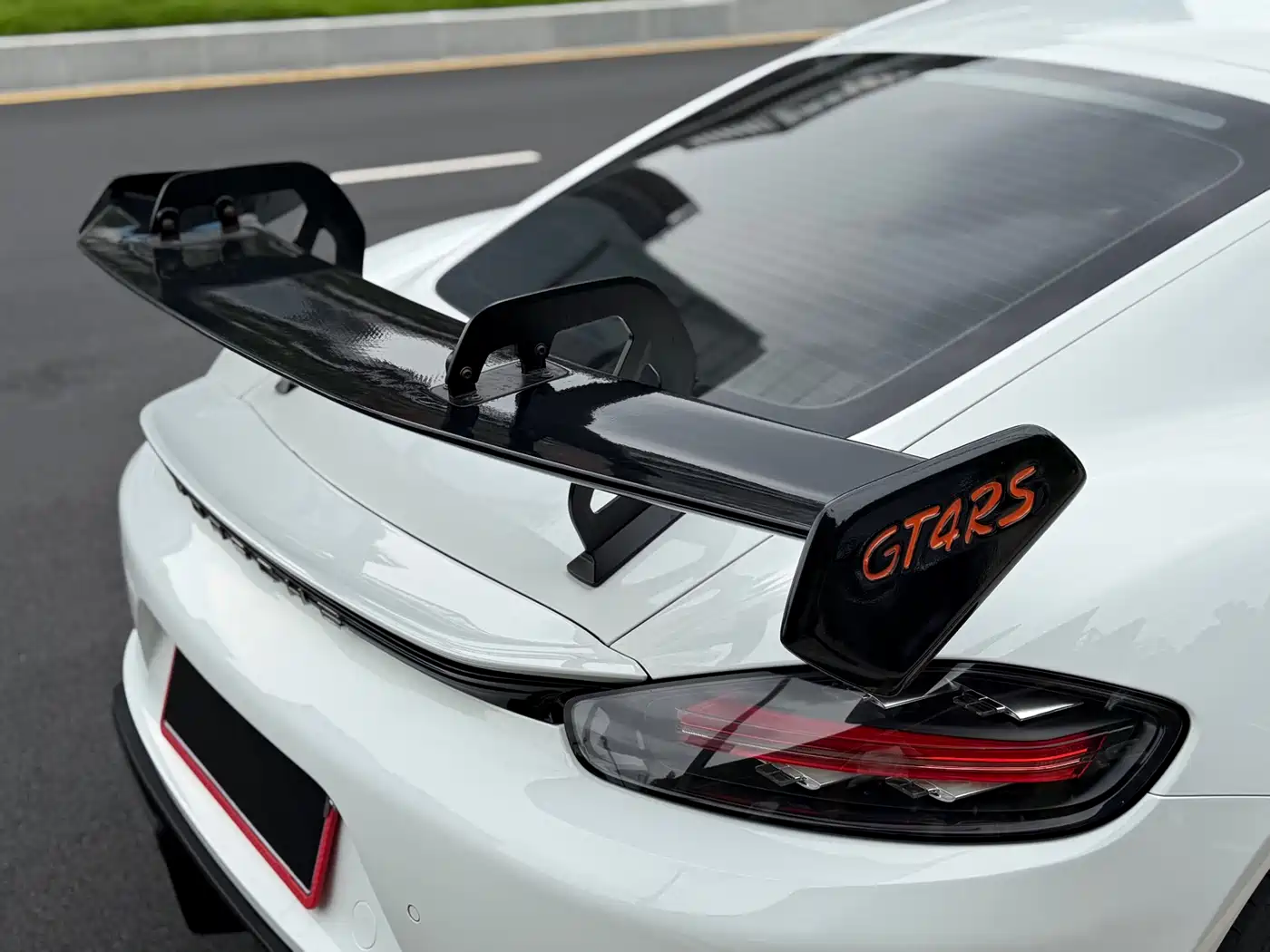 Porsche 718 2016 Cayman 2.0T фото 6