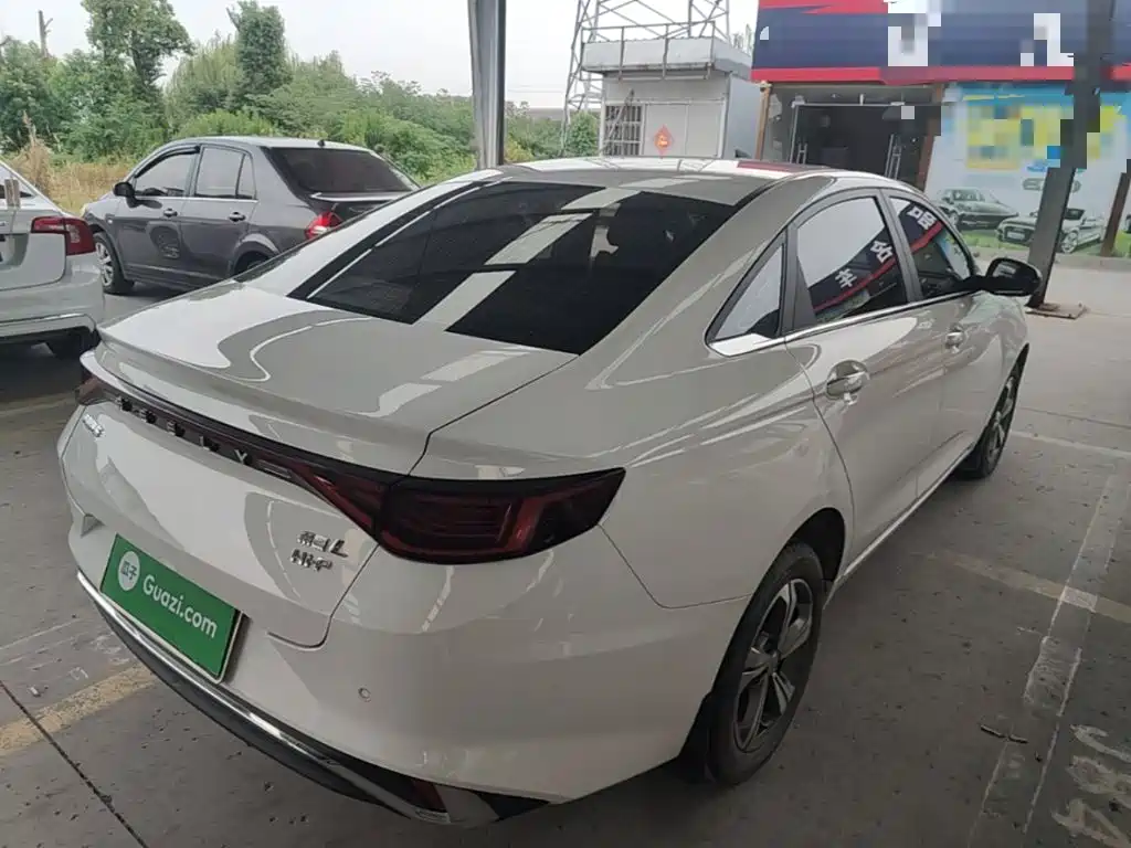 Geely Emgrand L HiP 2024 2024 Model Soaring Dragon Edition 1.5TD-DHT Pro 100KM Surpassing Type