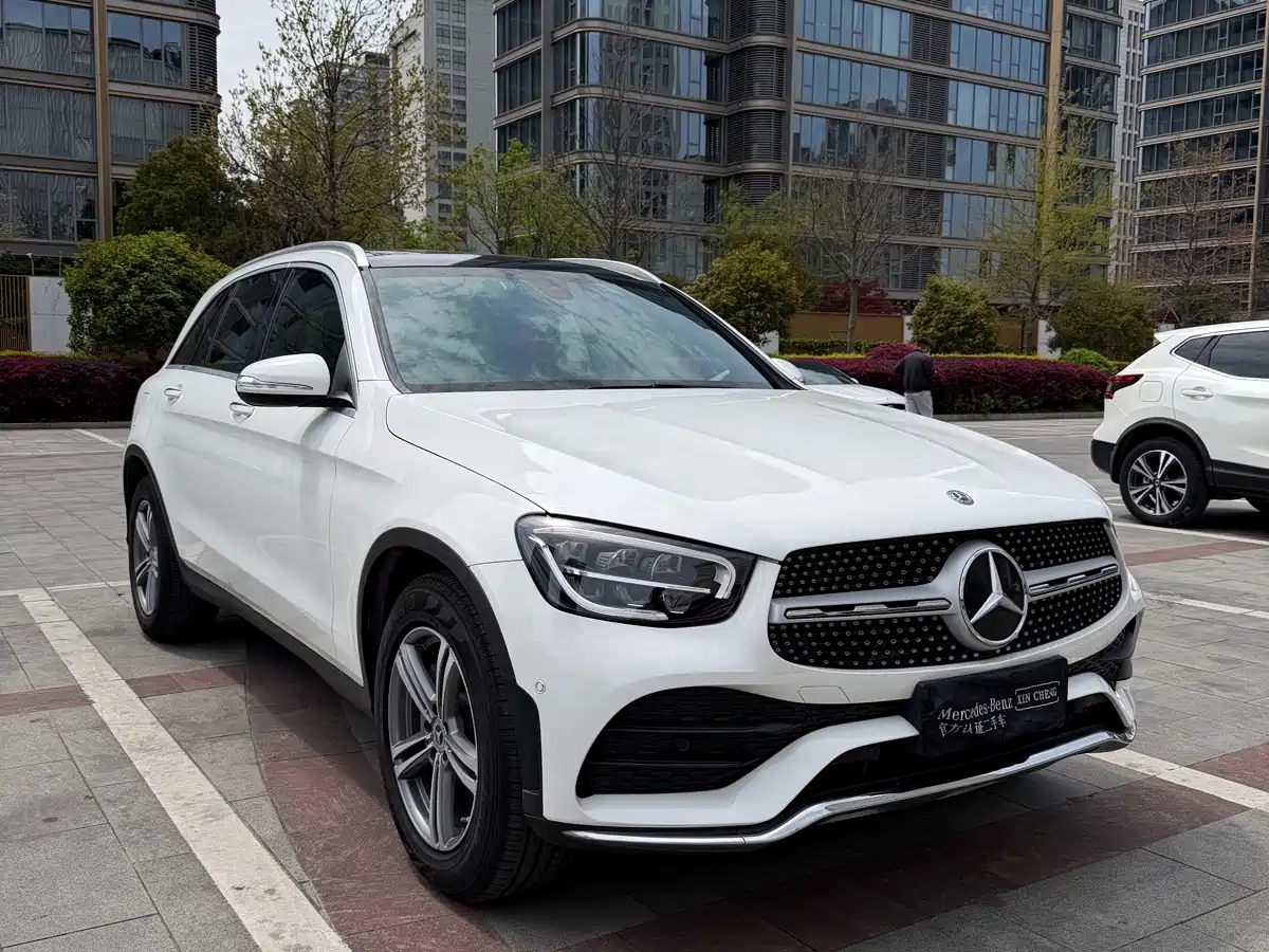 Mercedes-Benz GLC 2020 GLC 260 L 4MATIC Luxury фото 3
