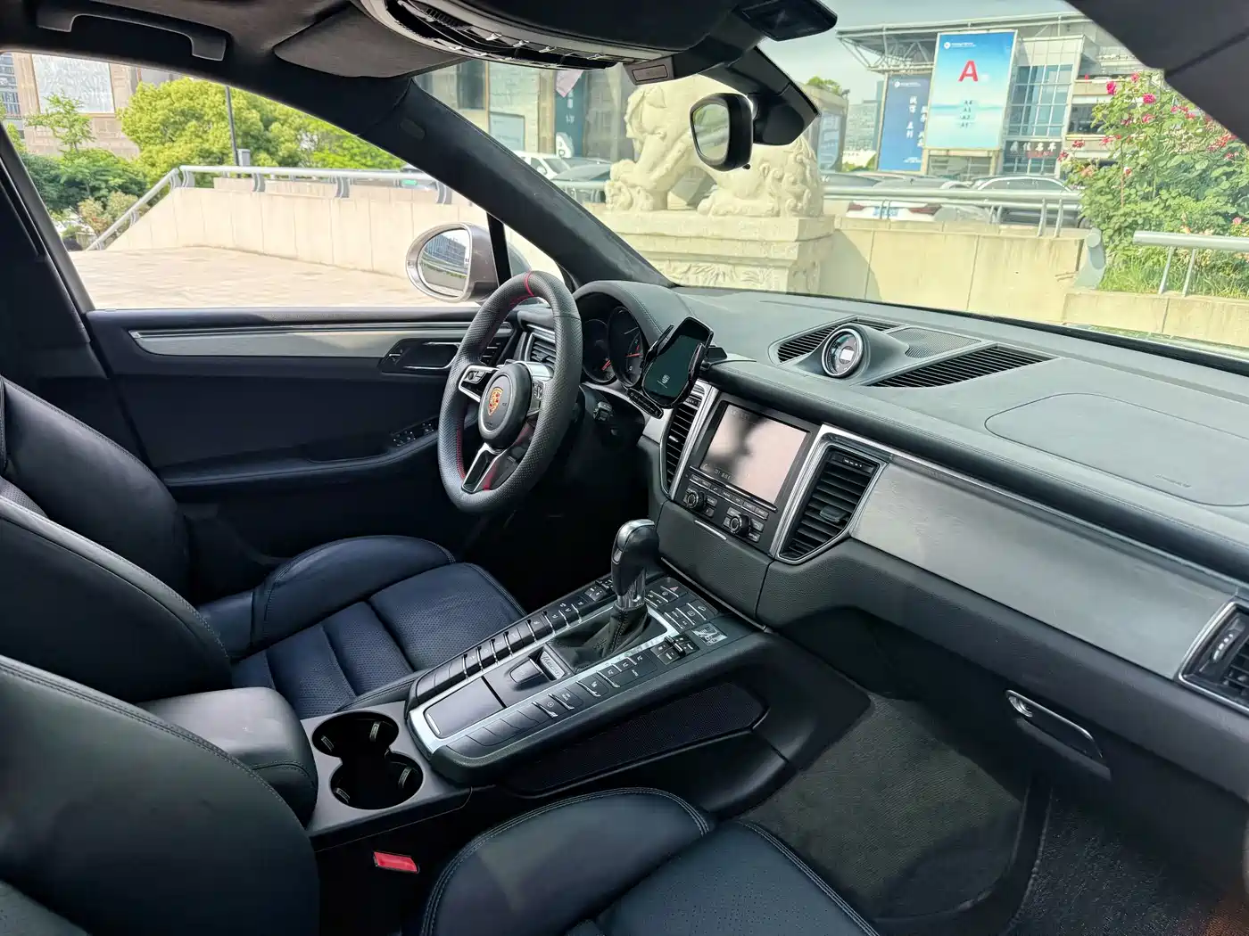 Porsche Macan 2014 Macan Turbo 3.6T фото 14