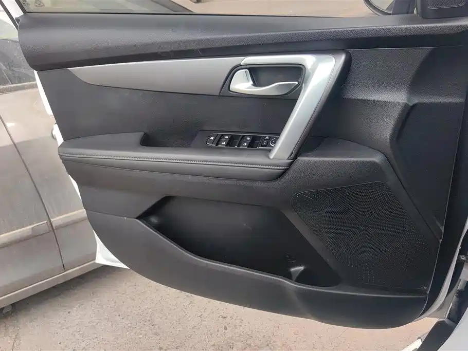 Kia Sportage 2019 2.0L Automatic Smart Luxury Edition фото 7