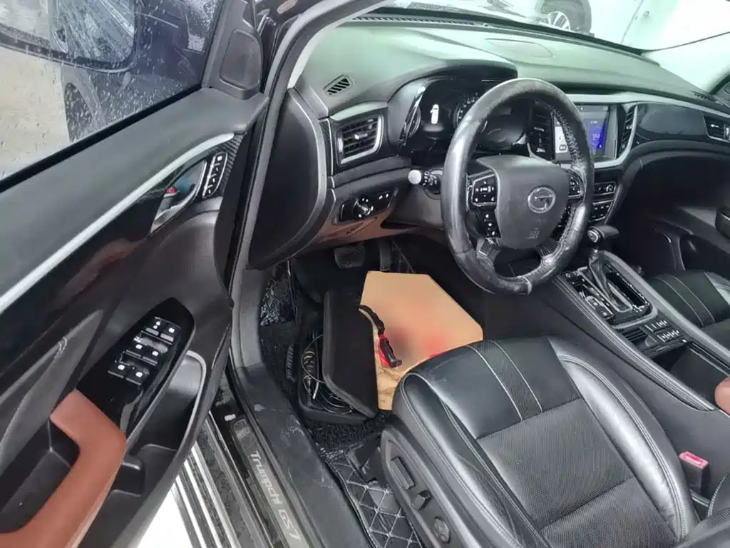 GAC Trumpchi Trumpchi GS7 2019 2017 320T 2WD Luxury Smart Connect