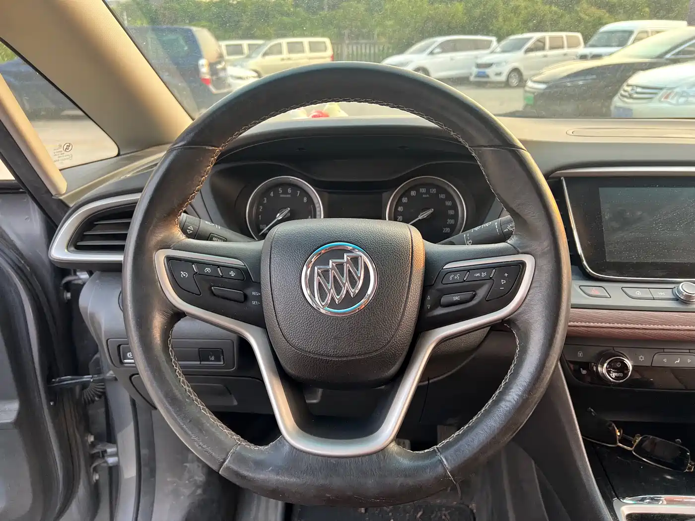 Buick GL6 2018 18T 6-Seater Luxury фото 7