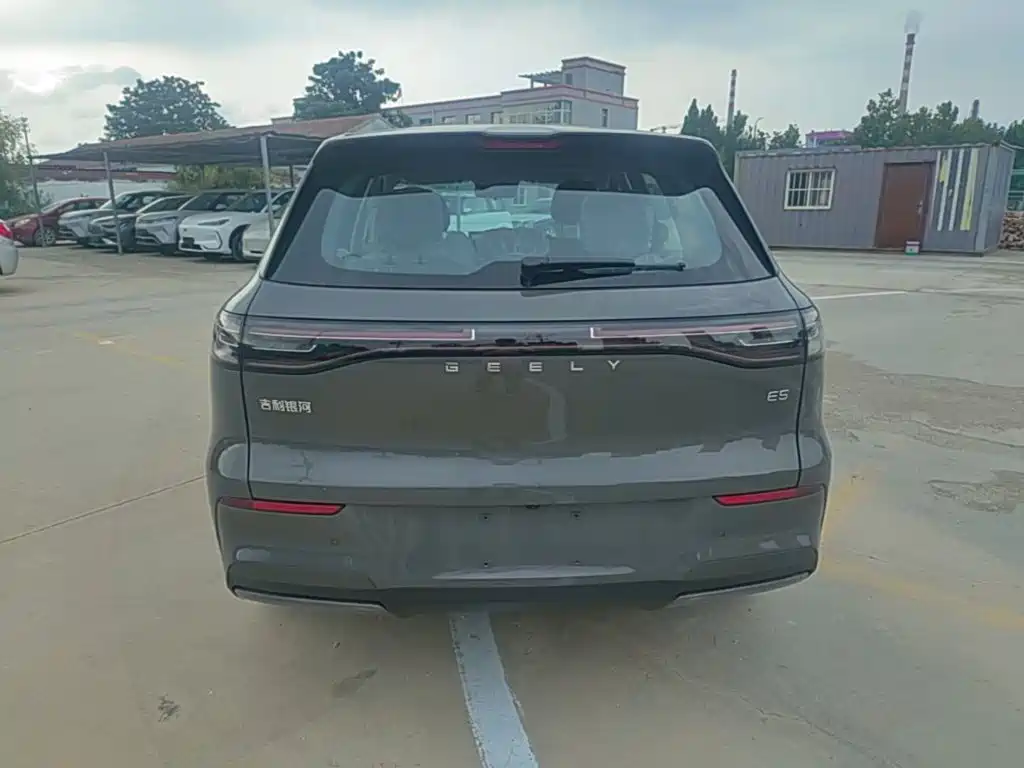 Geely Galaxy Galaxy E5 2026 2026 530km Voyager Edition