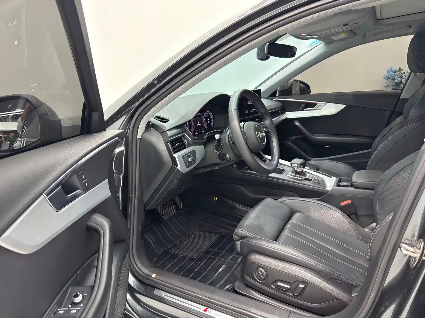 Audi A4L 2024 40 TFSI Luxury Dynamic фото 5
