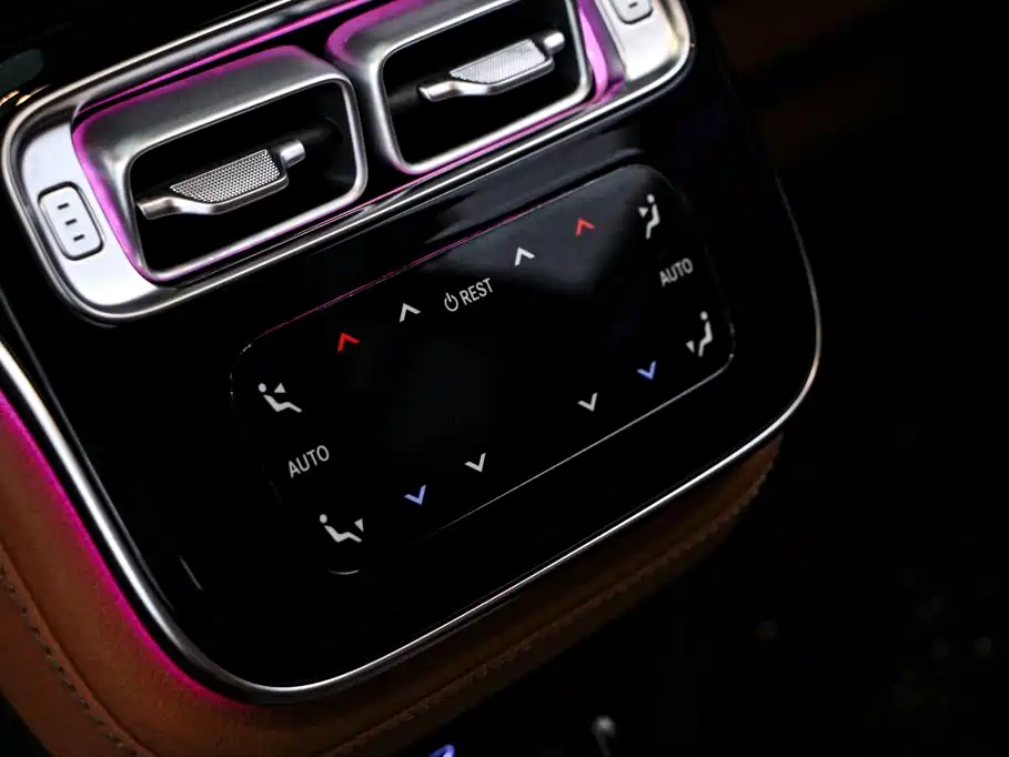 صورة 19 - Mercedes-Benz S-Class