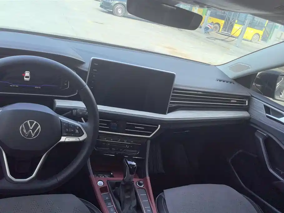 Volkswagen Sagitar 2023 300TSI DSG Excellence Edition фото 13