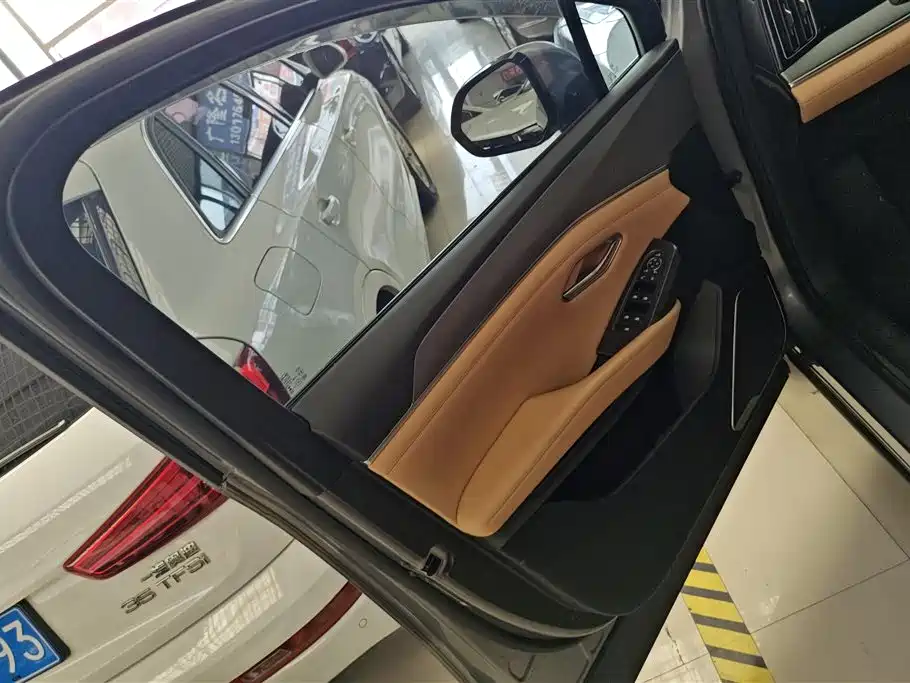 BYD Song L DM-i 2024 112km Leading Edition фото 7