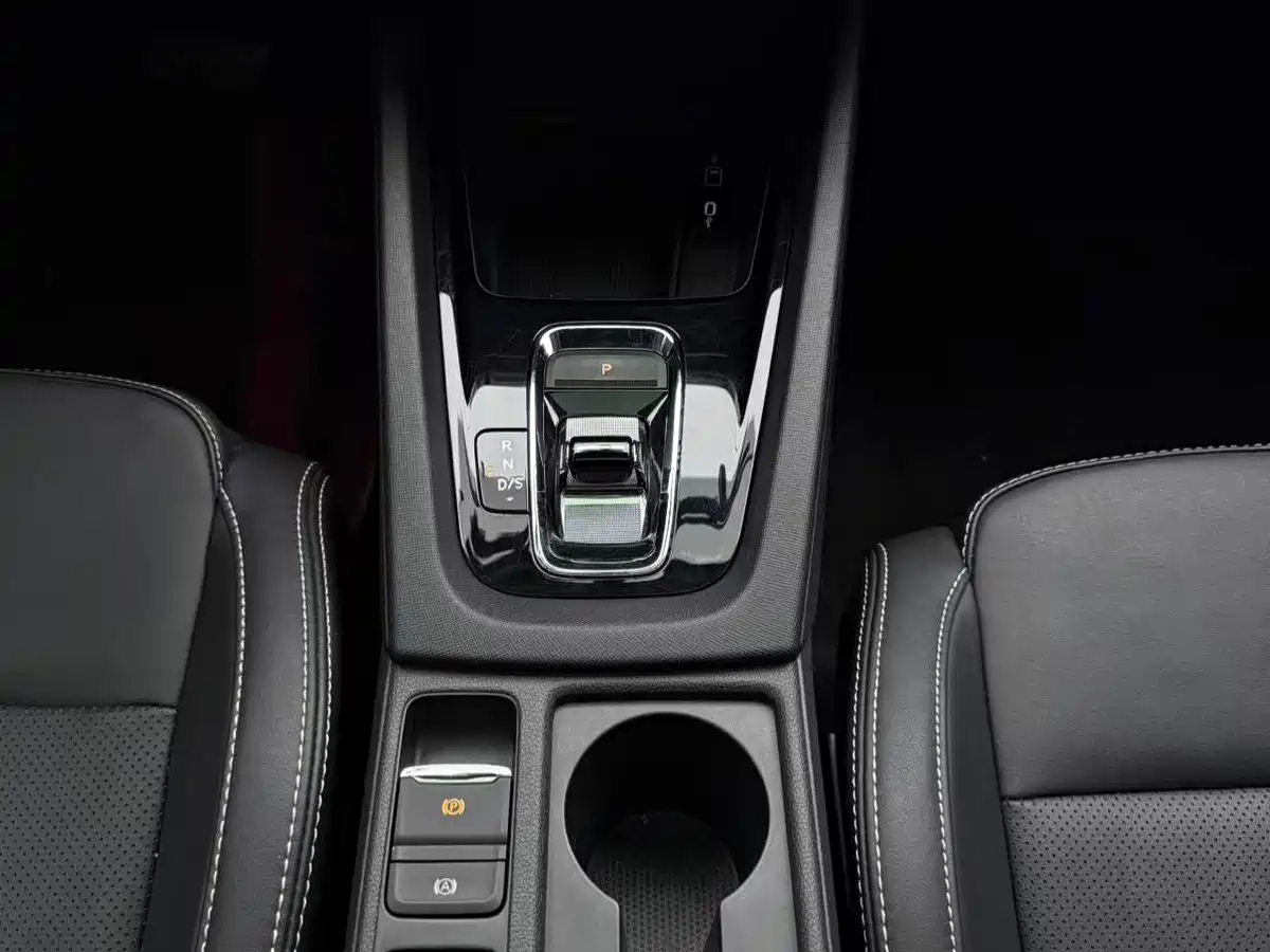 Škoda Octavia 2023 Facelift PRO TSI280 Premium Edition фото 10