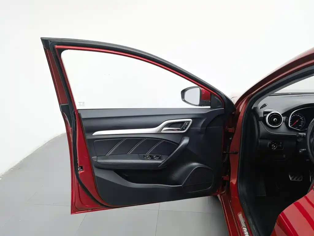 Photo 8 - MG MG6