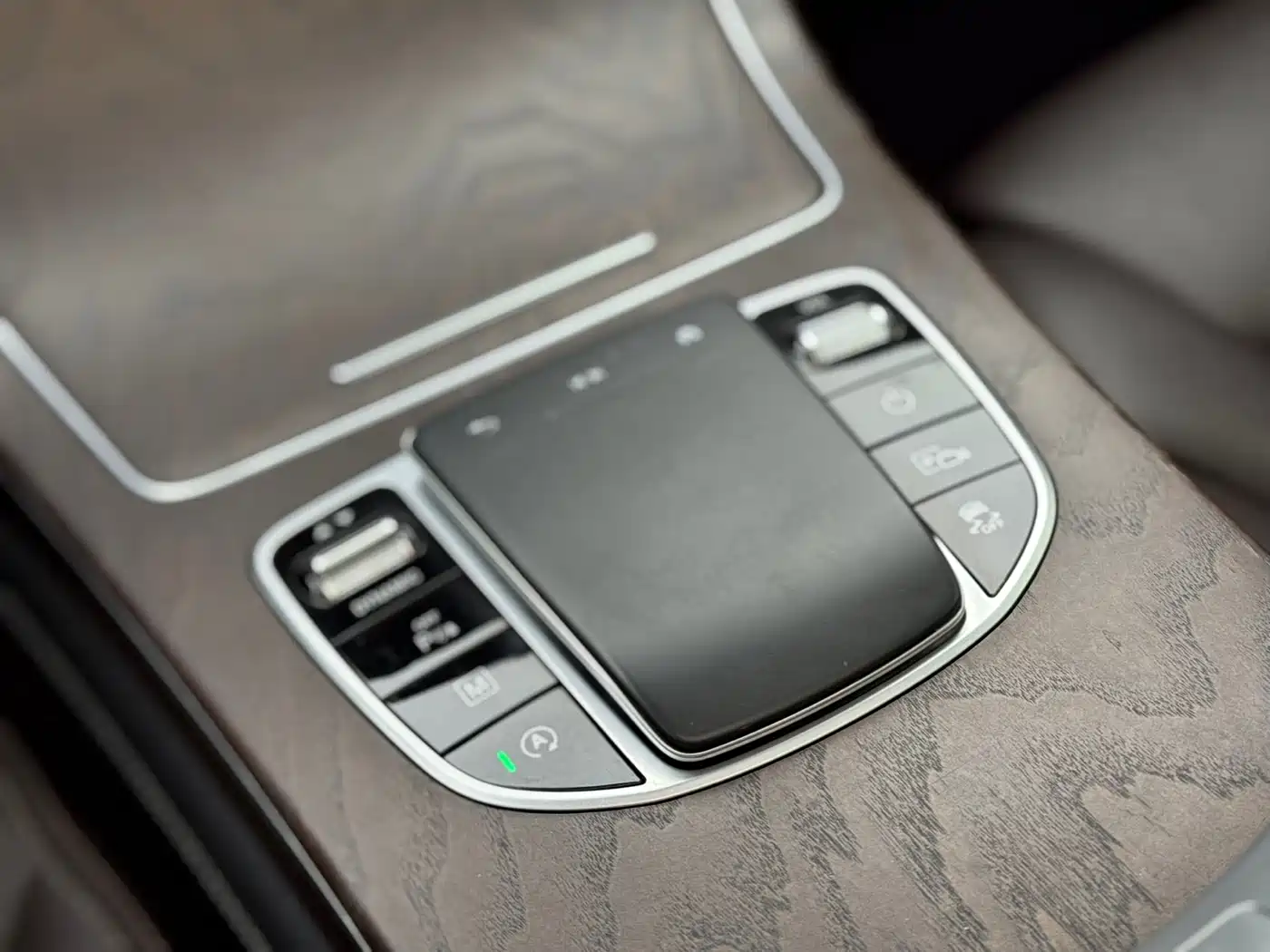 Mercedes-Benz GLC 2020 Facelift GLC 300 L 4MATIC Dynamic фото 11