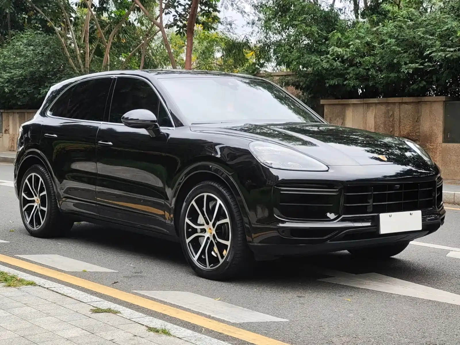 صورة 3 - Porsche Cayenne