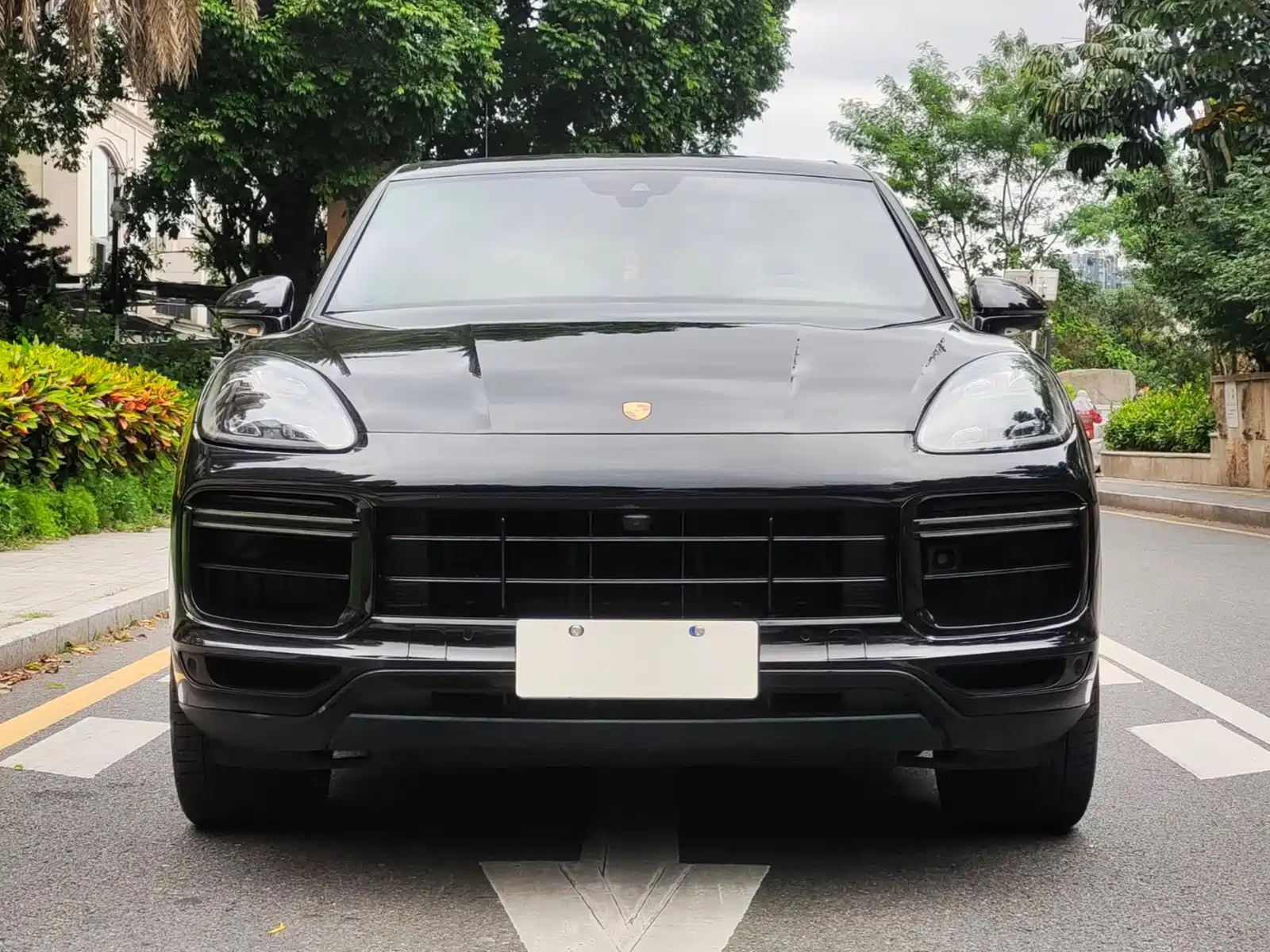 صورة 2 - Porsche Cayenne