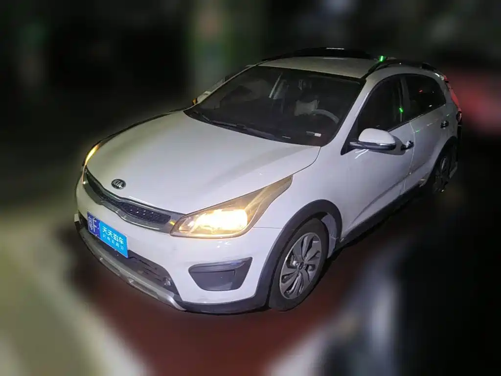 Kia KX CROSS 2018 2017 1.4L AT GLS