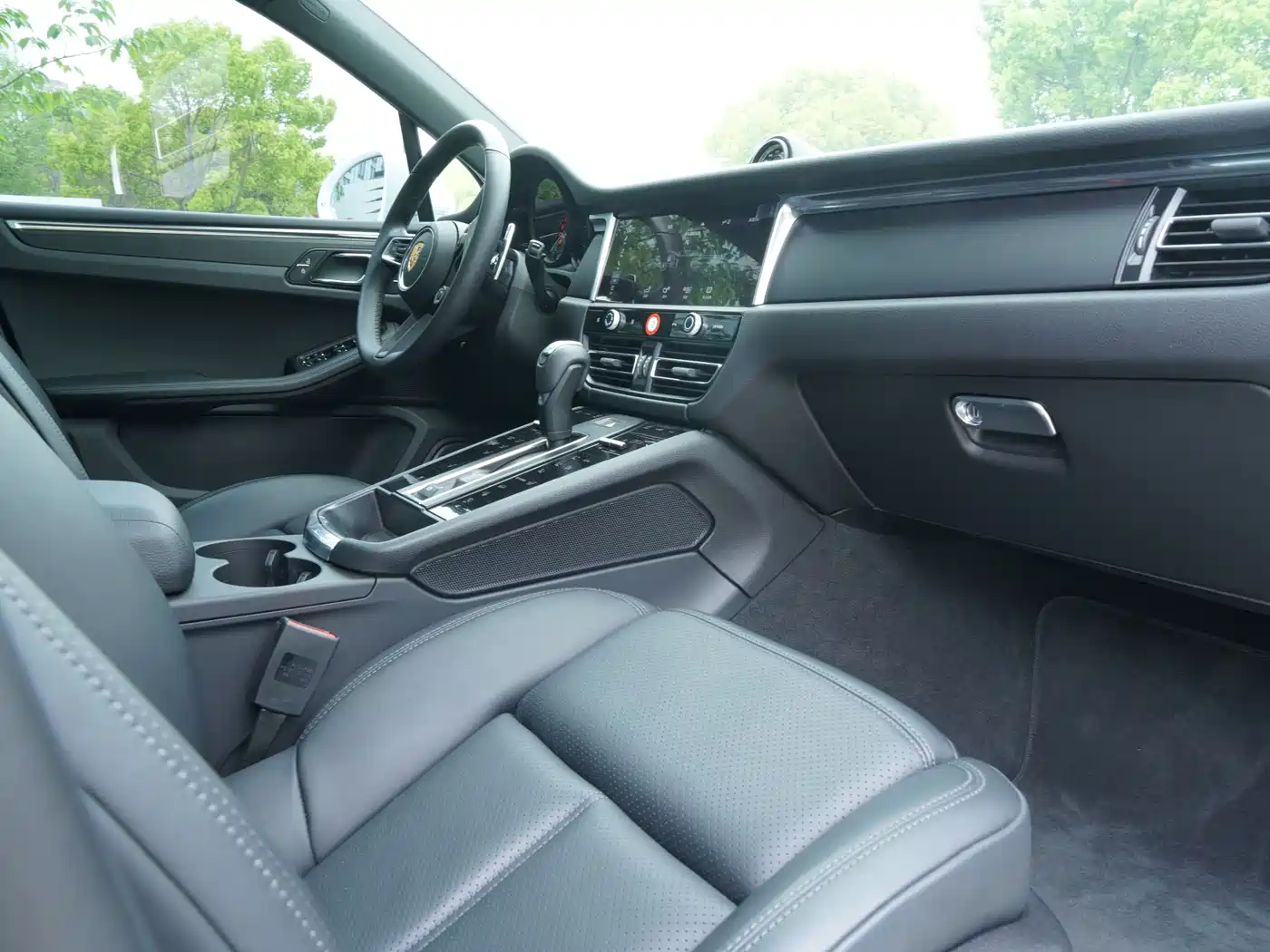 Porsche Macan 2024 Macan 2.0T фото 8