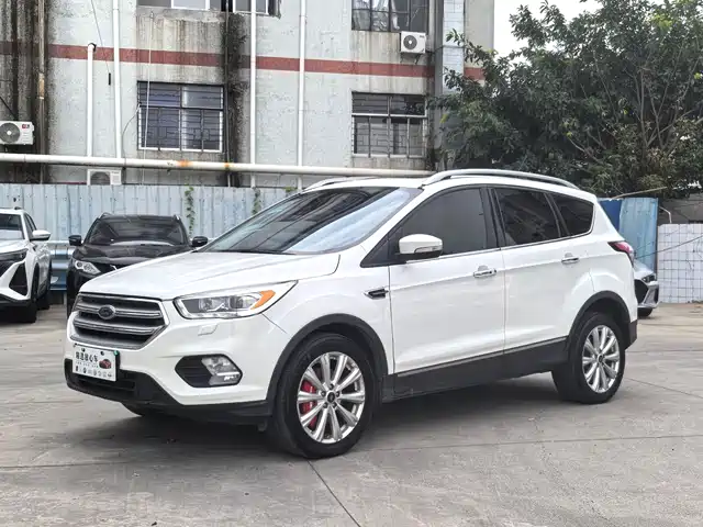  Ford Ford Kuga 2017 EcoBoost 245 AWD Luxury