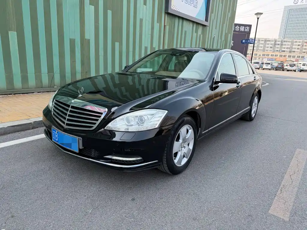 Фото 1 - Mercedes-Benz S-Class