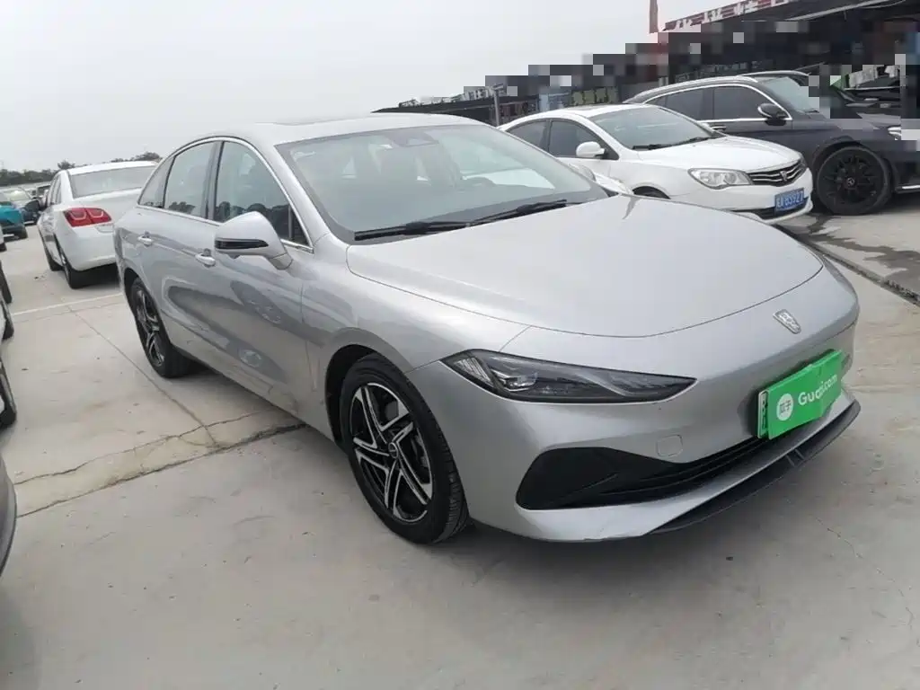 Roewe D7 2025 2023 DMH 125km Flagship Edition
