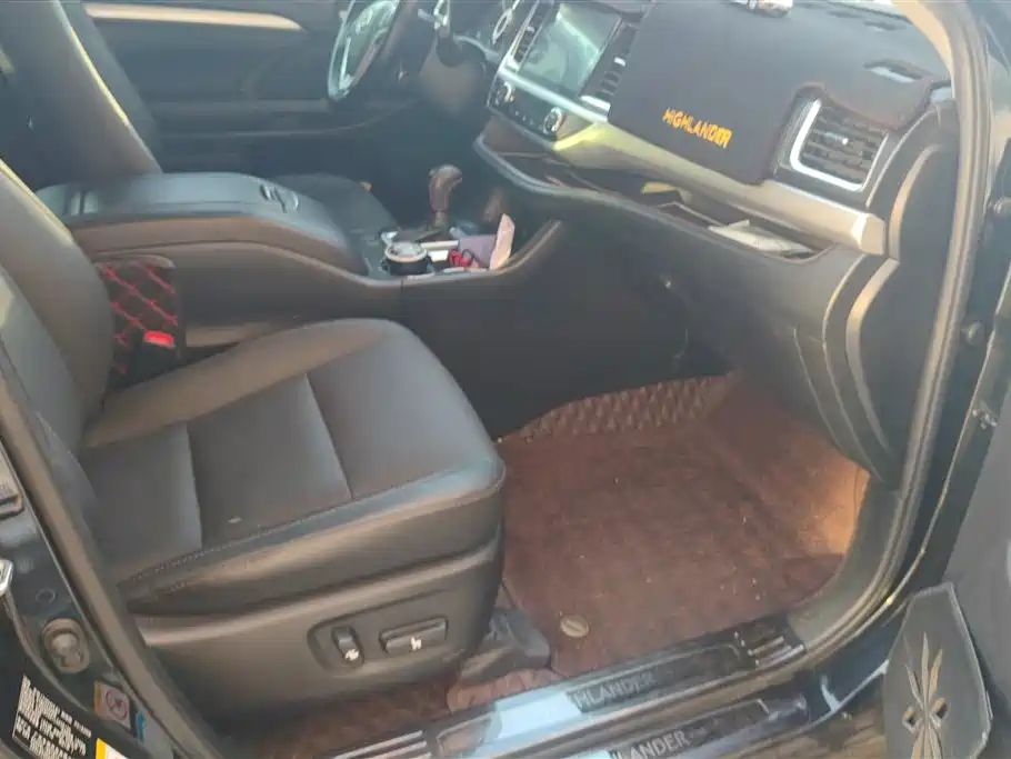 Toyota Highlander 2018 2.0T 4WD Luxury 7-seater China VI фото 8