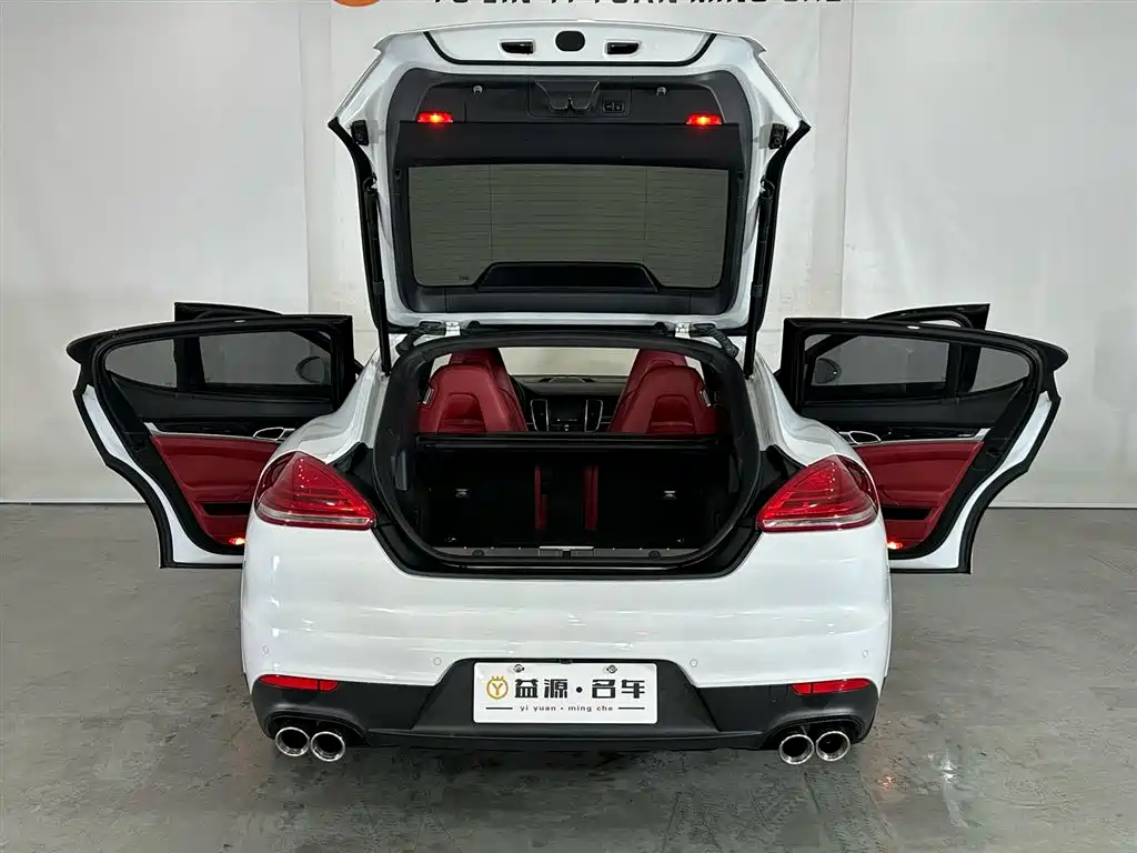 Porsche Panamera 2016 Panamera Executive Edition 3.0T фото 15
