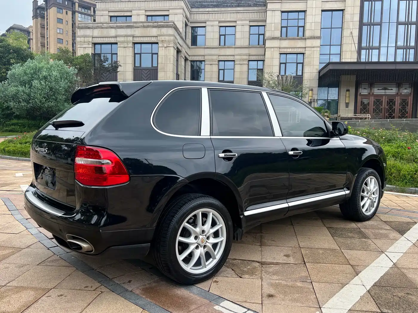 Porsche Cayenne 2009 Model Cayenne S Transsyberia 4.8L фото 4