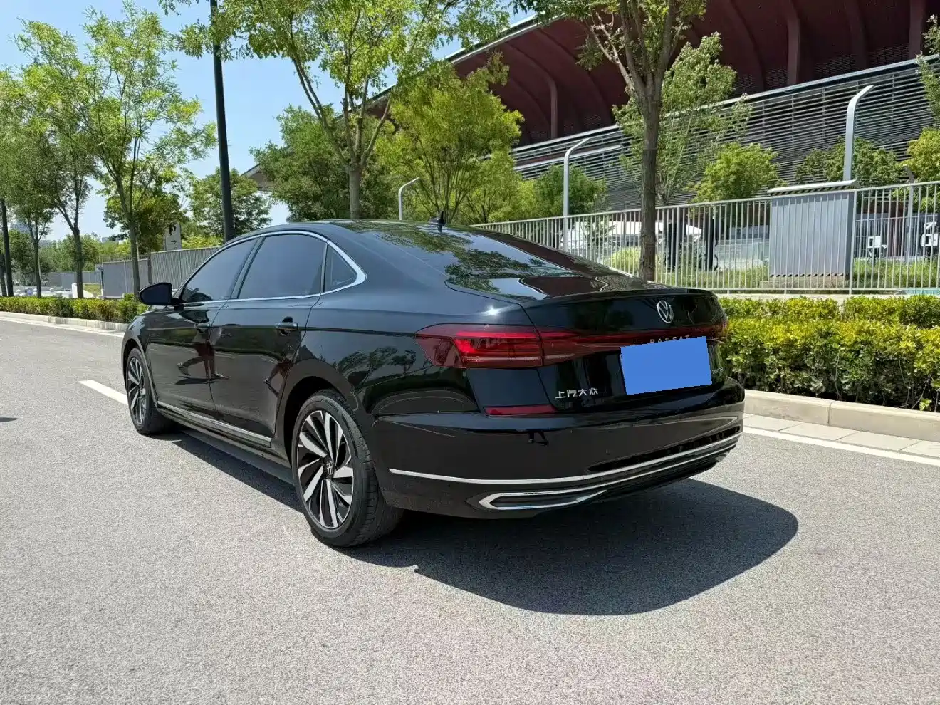 Volkswagen Passat 2026 2025 Outstanding 380TSI Dragon Soaring Edition