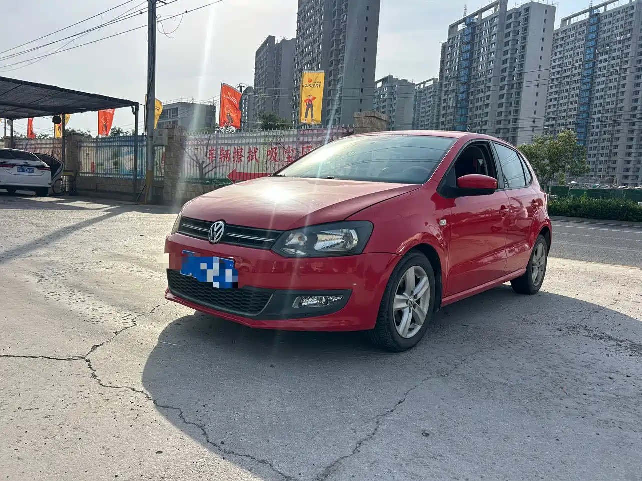 Volkswagen Polo 2013 1.6L Automatic Comfort Edition