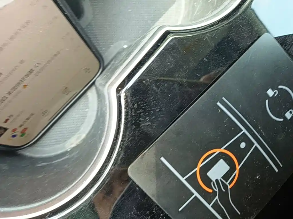 Фото 9 - Tesla Model 3