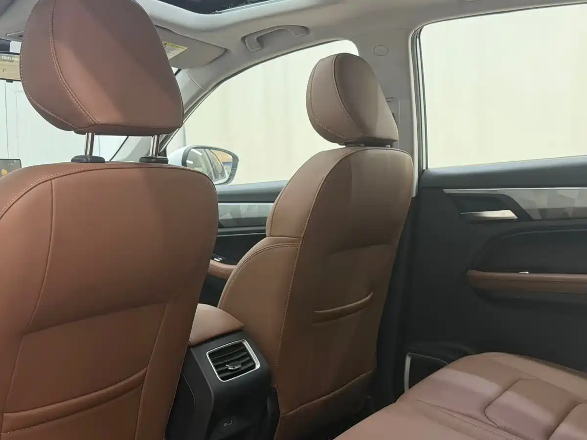 Geely Emgrand X6 2023 2021 Model PRO 1.4T Automatic Premium