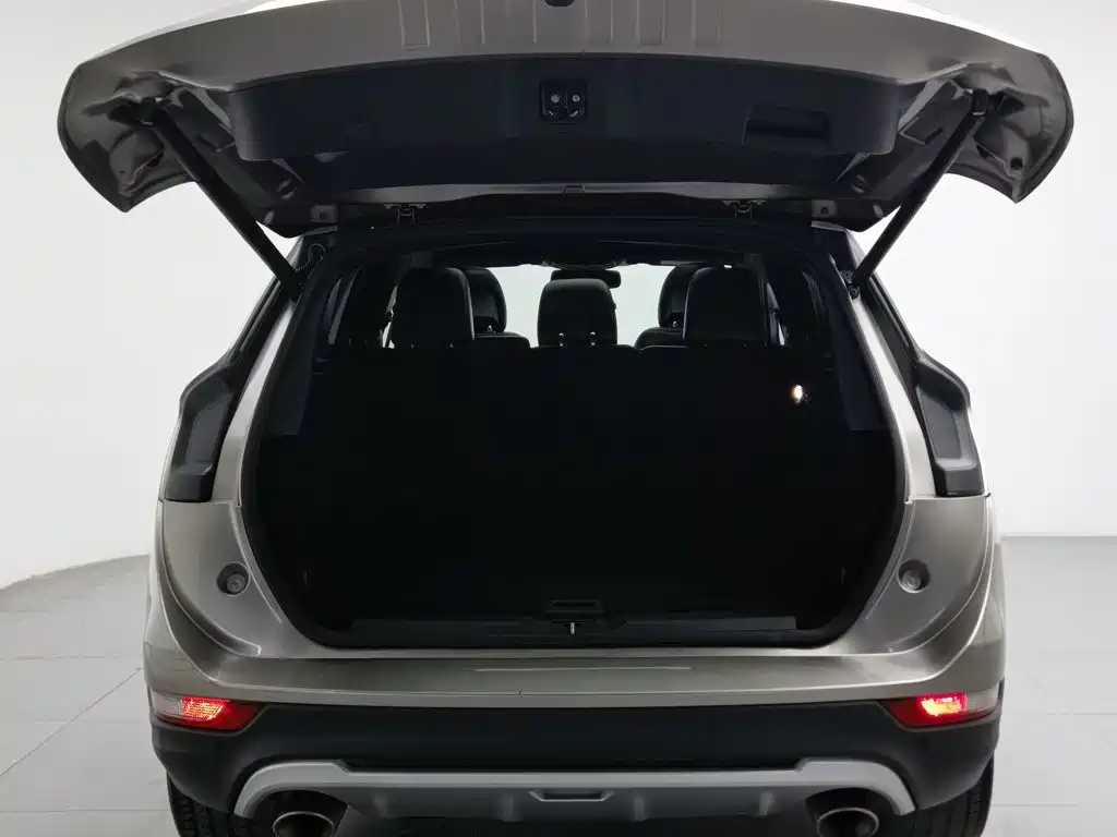 Lincoln MKC 2018 2018 2.0T FWD Premium Edition