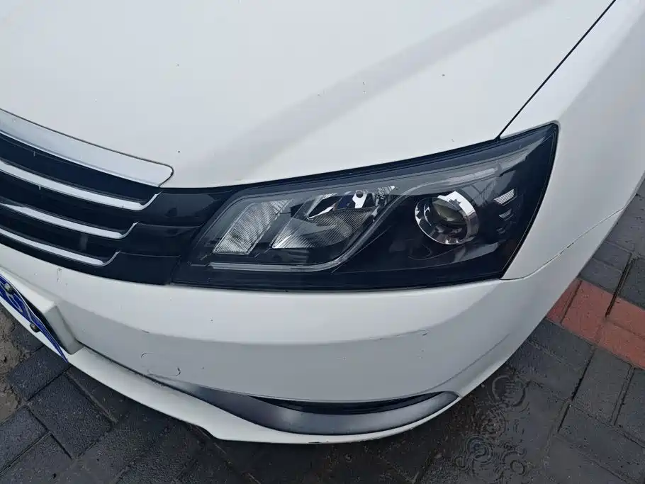 Geely Emgrand 2015 2015 Sedan 1.5L Manual Upward Edition