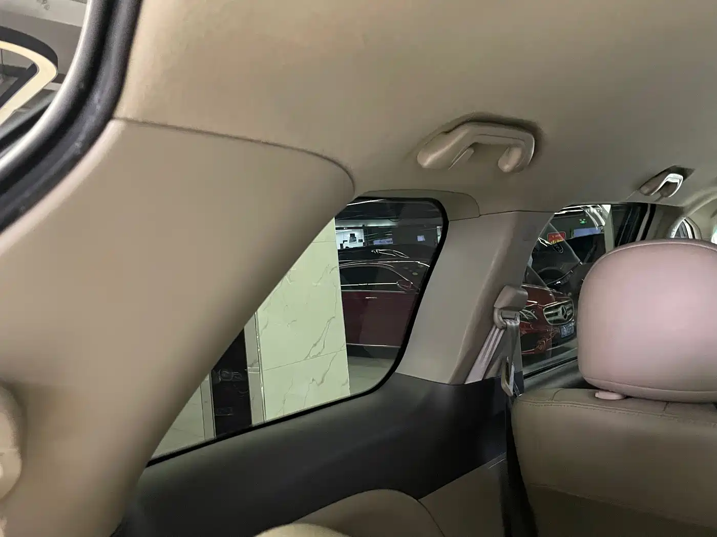 BYD M6 2014 2013 2.4L Automatic Premium