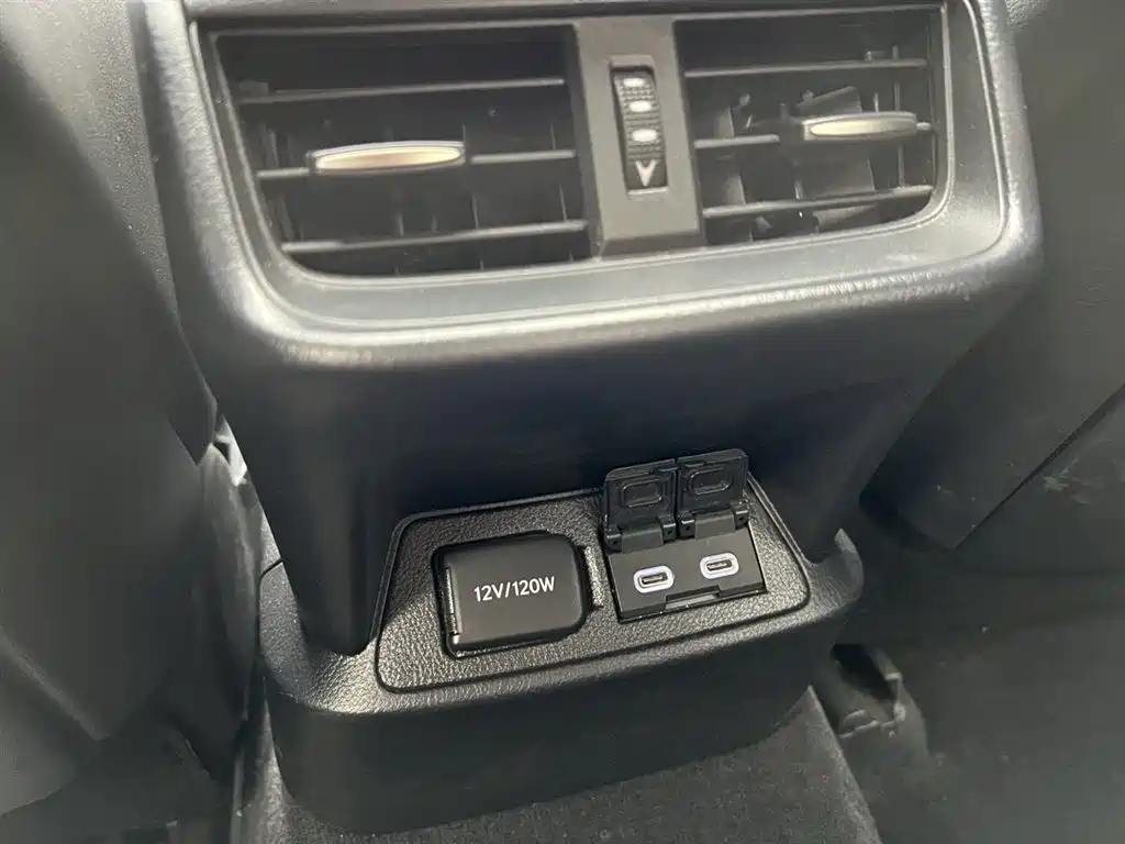 Lexus ES 2024 200 Premium Edition фото 12