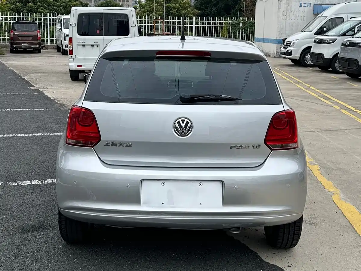 Volkswagen Polo 2014 2013 1.6L Automatic Comfort Edition