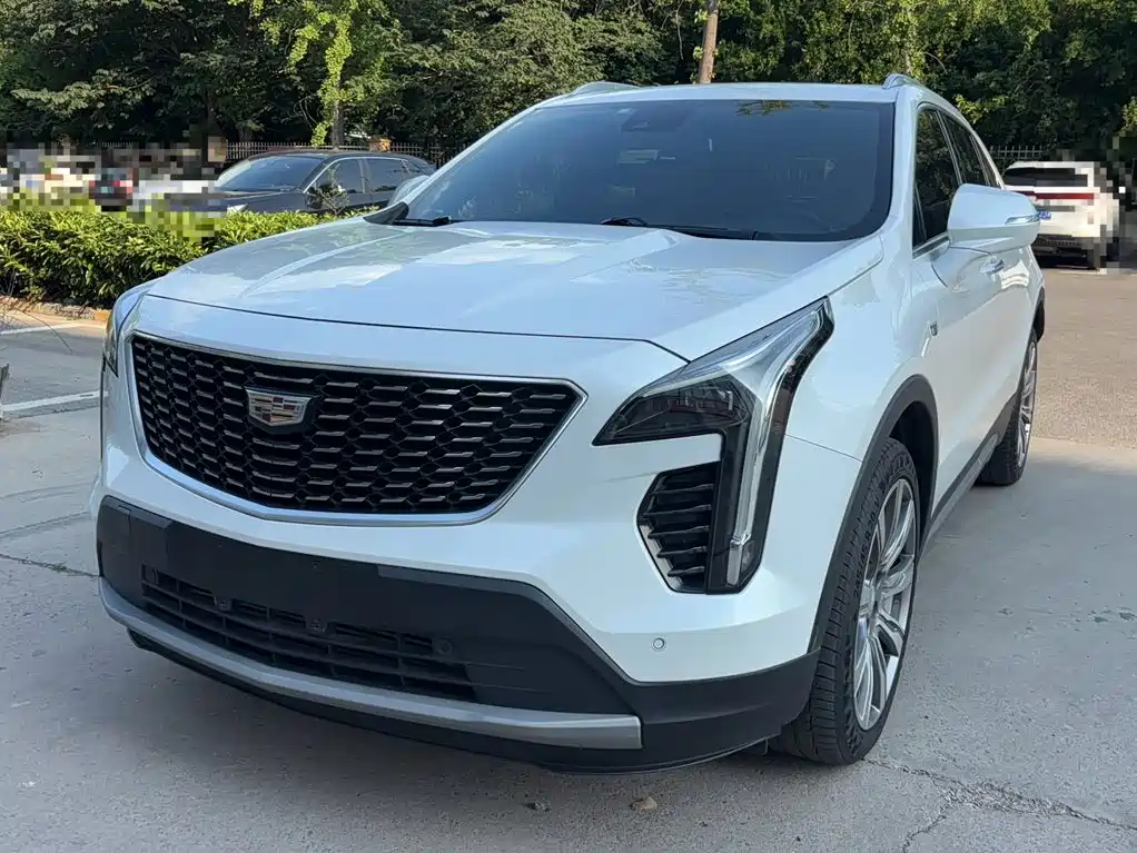 Cadillac XT4 2018 28T AWD Platinum Edition