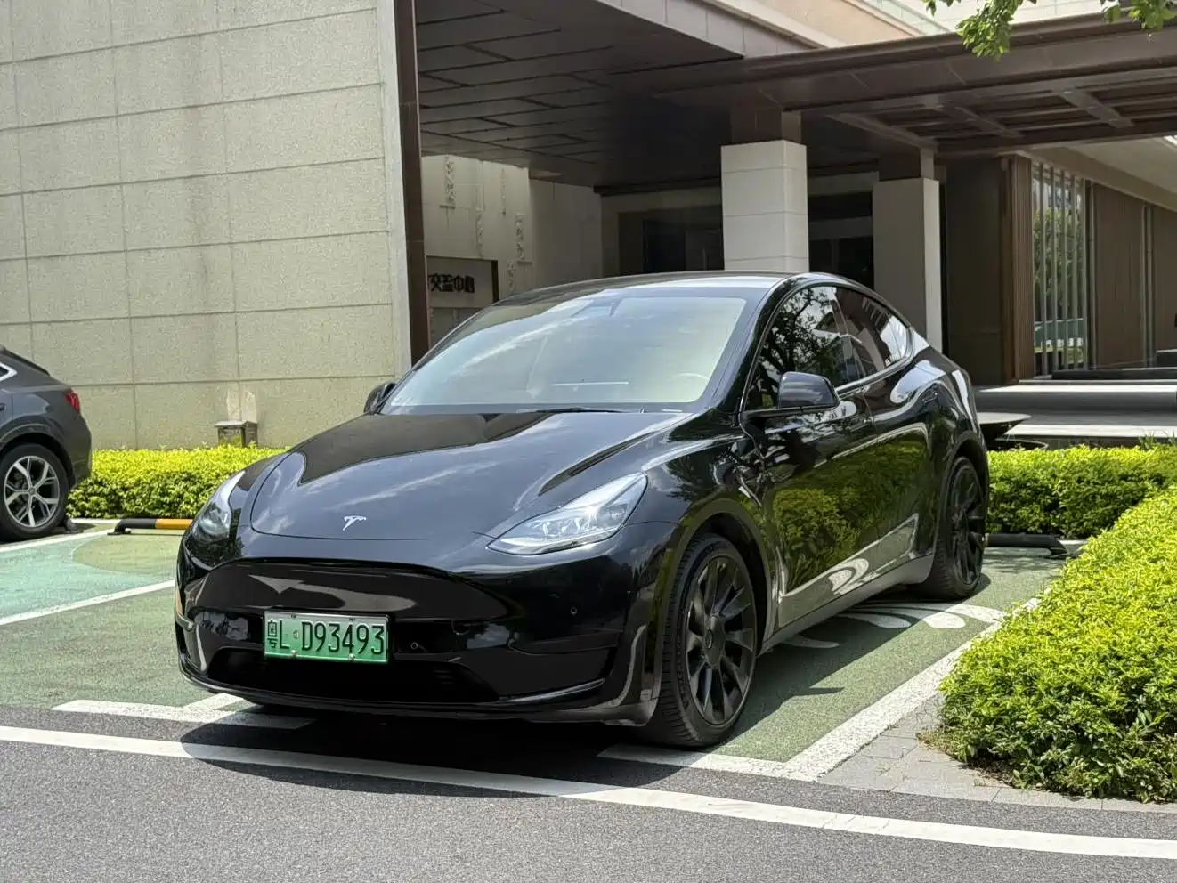 Tesla Model Y 2022 Rear-Wheel Drive Version