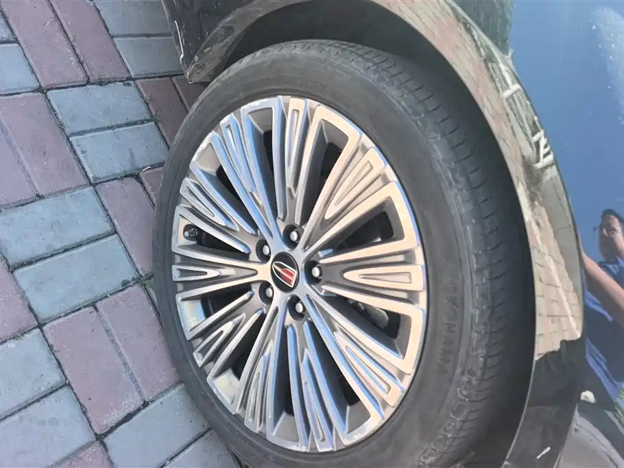 Hongqi H5 2022 Classic Facelift 1.8T Automatic Smart Connect Flag Rhythm Edition фото 6