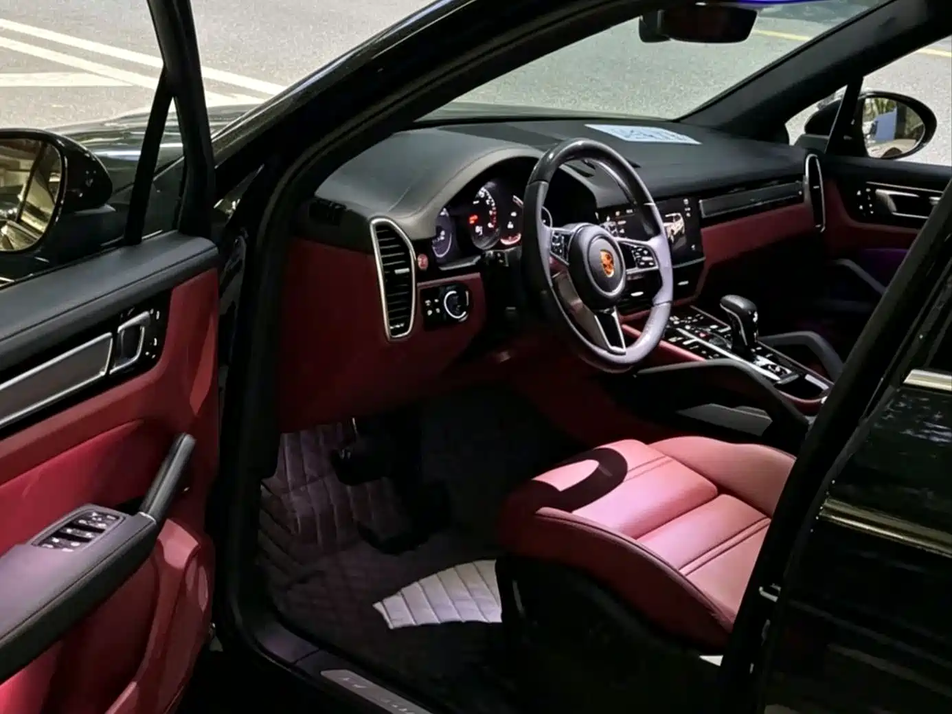 Porsche Cayenne 2023 Cayenne 3.0T Platinum Edition фото 4