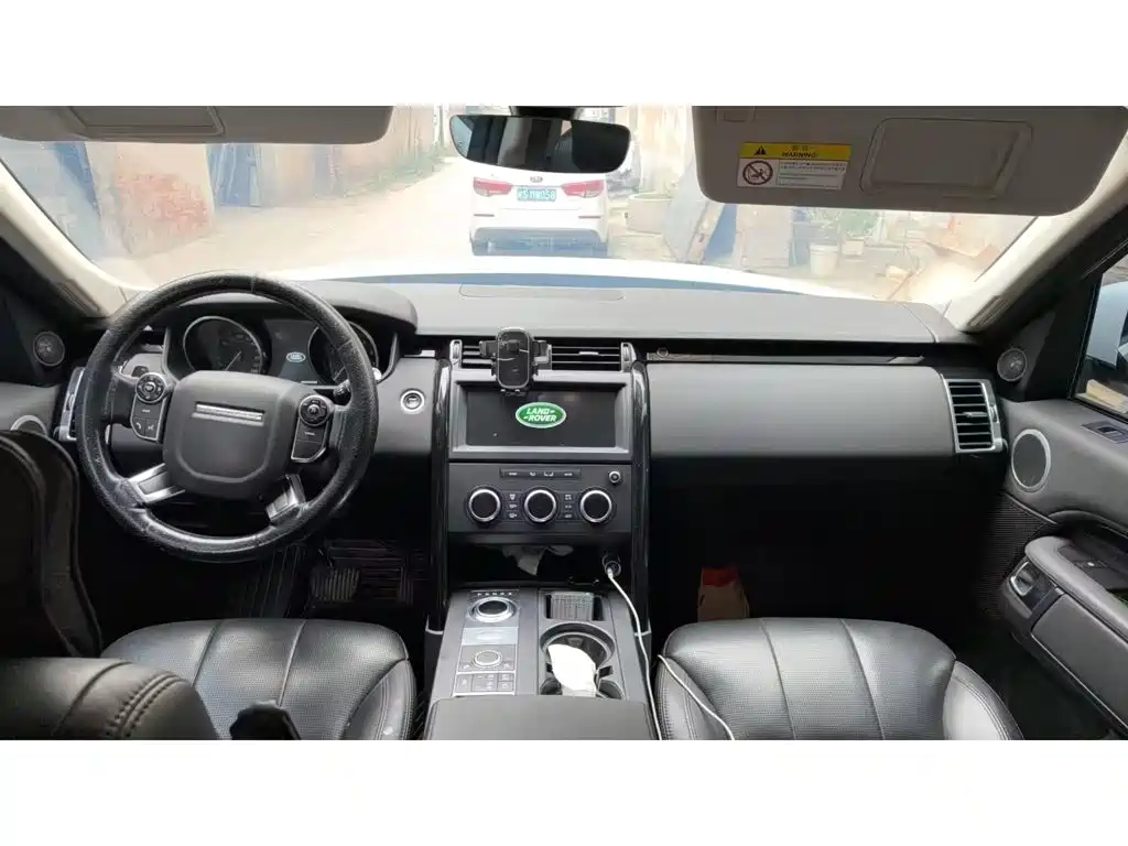 Фото 5 - Land Rover Discovery