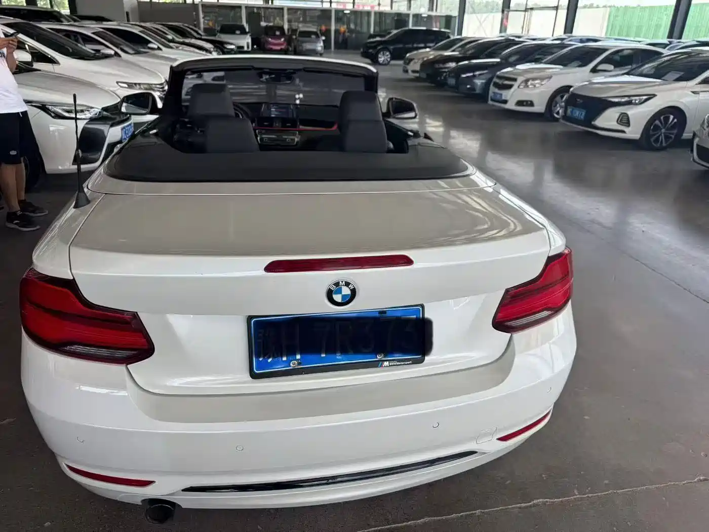BMW 2 Series (Import) 2018 220i Convertible Coupe Sport Design Package фото 4