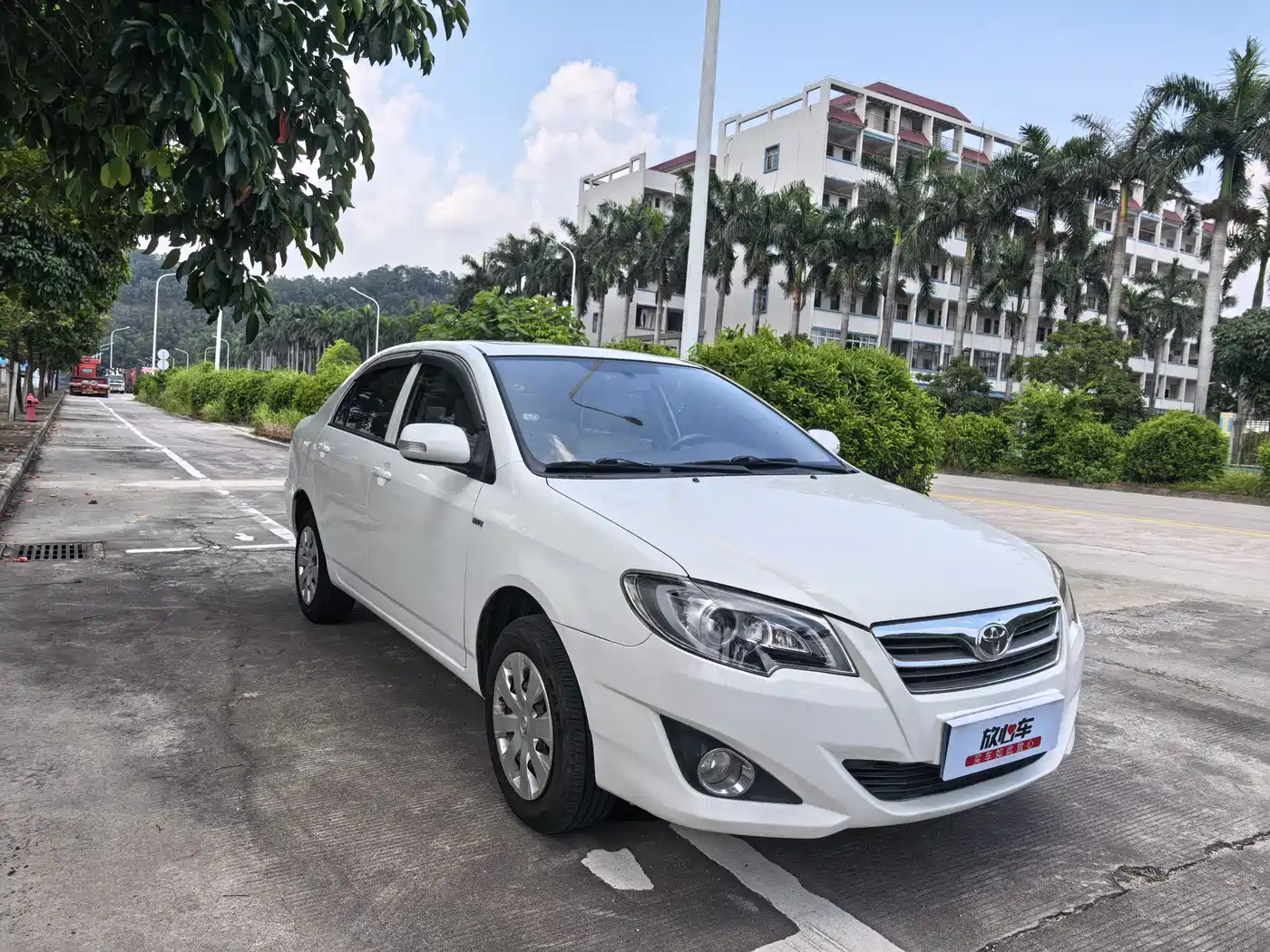 Toyota Corolla 2013 1.6L Automatic Excellence Edition фото 3